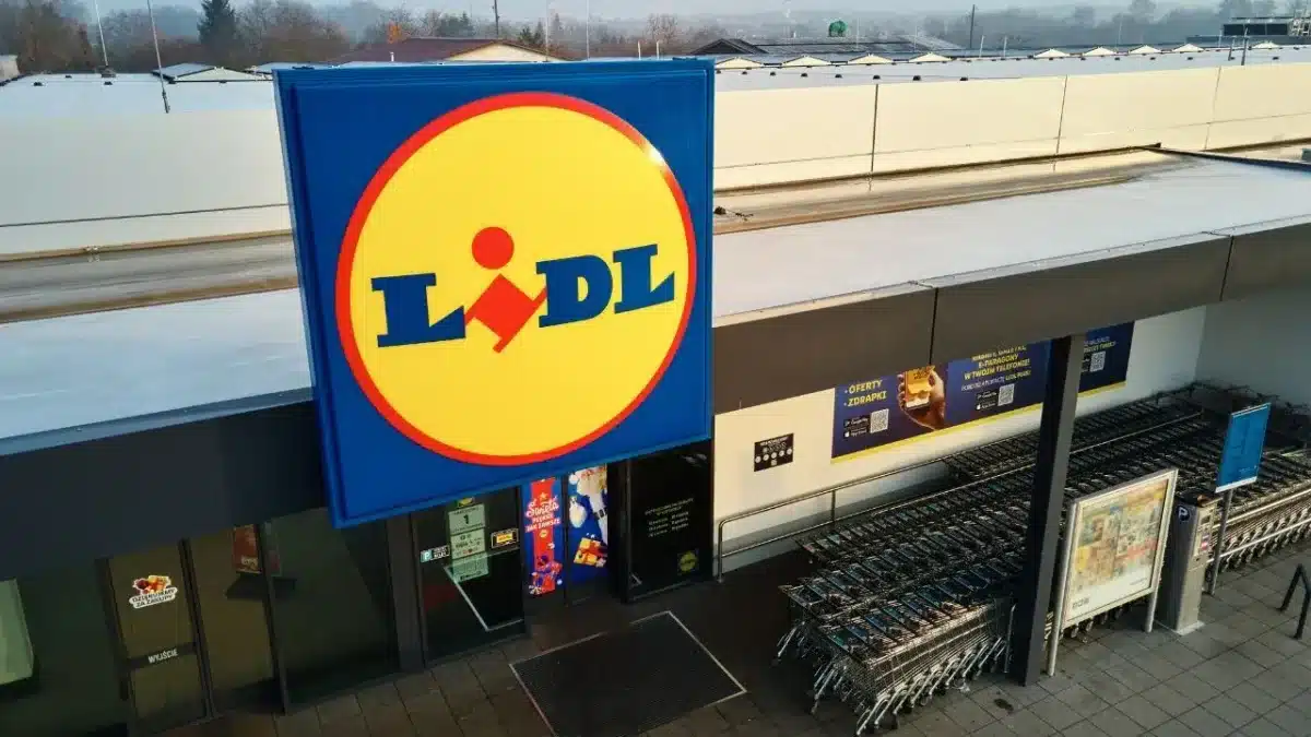 Je suis caissier chez Lidl, voici combien je gagne par mois