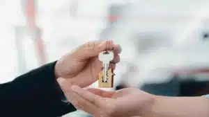 Locataire : passé cet âge précis, vous ne pouvez plus être expulsé de votre logement, la loi protège clairement vos droits