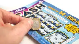 Nouveau jeu à gratter FDJ à 1 € : une chance sur 3 de gagner jusqu’à 5 000 €