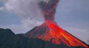 Plus De 1000 Eruptions En 21 Jours Pour Ce Volcan Qui Inquiete Fortement Les Vulcanologues Du Monde Entier